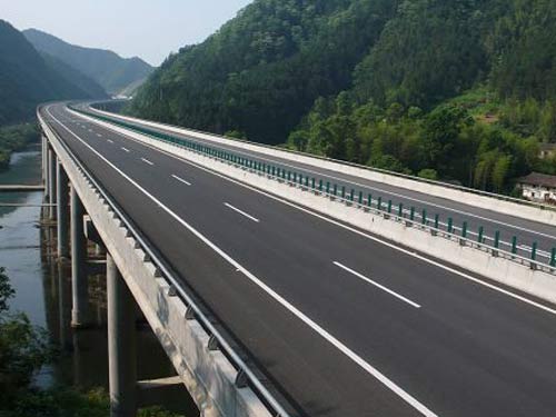 跨大广高速波形钢结构桥梁